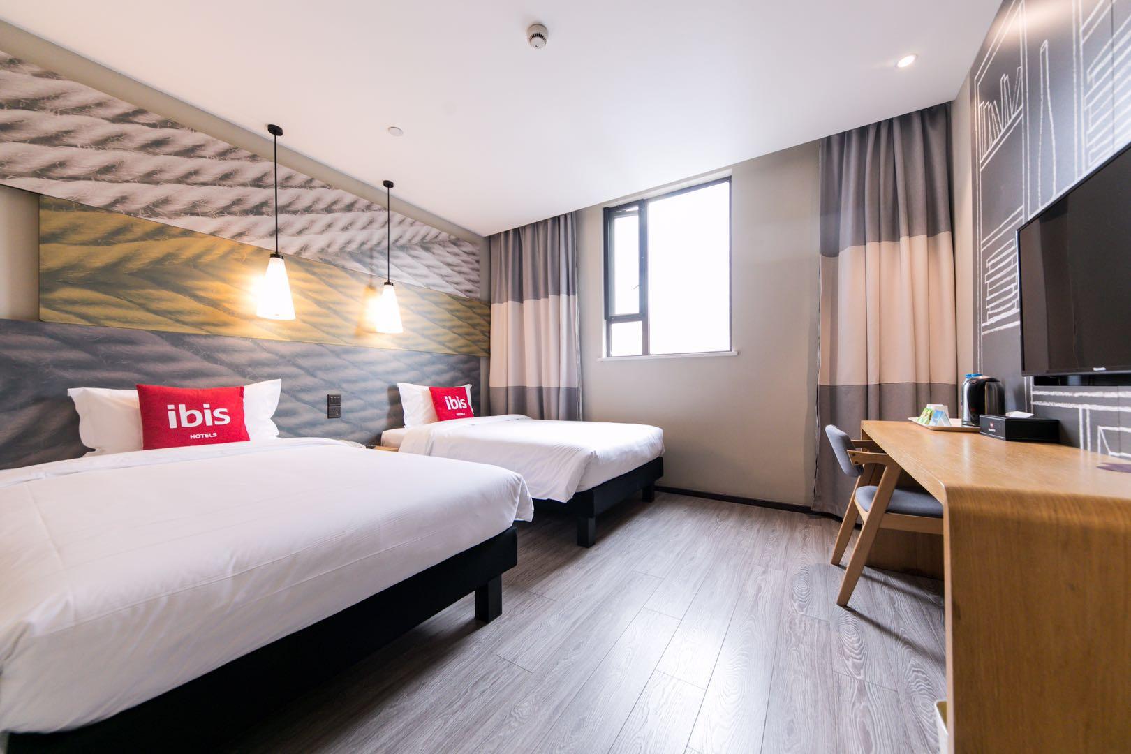 Ibis Shanghai Gubei Экстерьер фото